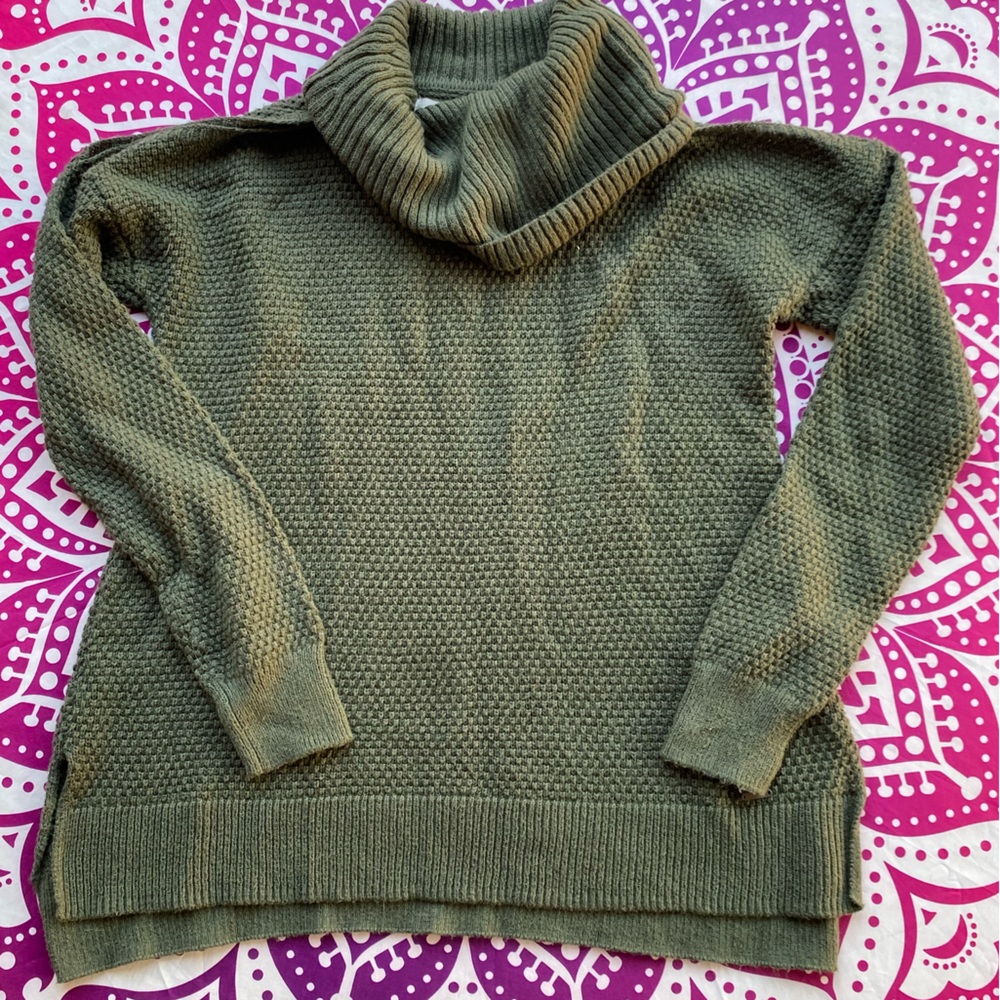 Hollister Cold Shoulder Turtleneck Knit Sweater